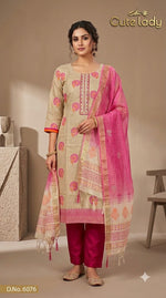 Load image into Gallery viewer, Chendri Woven motifs with a decorative border - 6076

