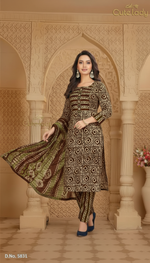 Load image into Gallery viewer, Batik Printed Cotton Suit – D.No. 5830
